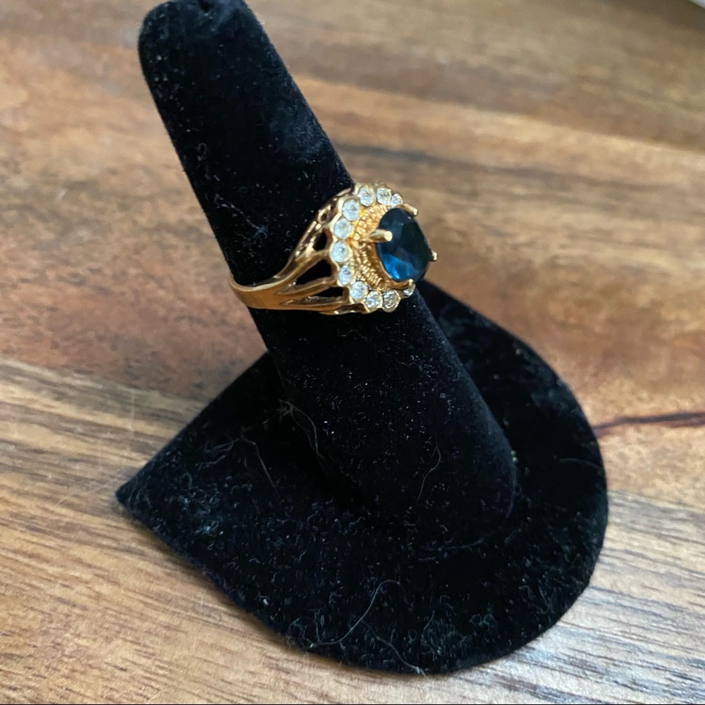 14k Yellow Gold Plated Blue & Clear Stone Flower Ring - Picture 4 of 15